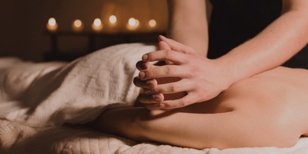 Lomi Lomi massage