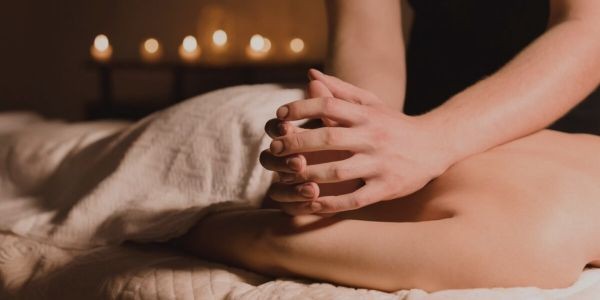 Lomi Lomi massage